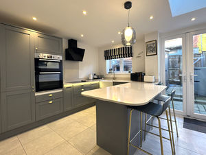 Photo 13- click for photo gallery